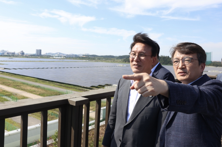 김민석 총리 취임 후 처음으로 새만금 현장 방문