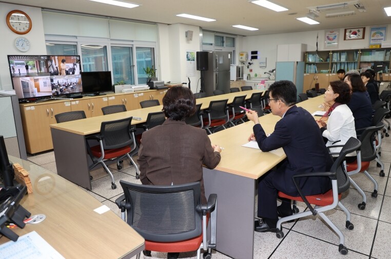 윤건영 충북교육감, 학생주도 위기상황...