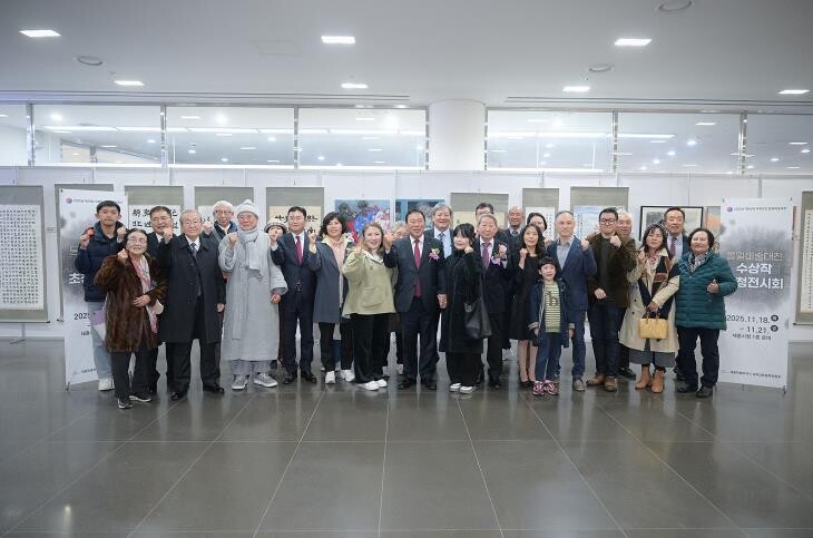 세종시, 북한이탈주민 작가작품 21점...