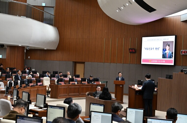 김태흠 충남도지사,  산단·영재고 박...