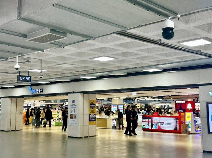 “쇼핑 경험이 달라진다…JDC면세점 ...