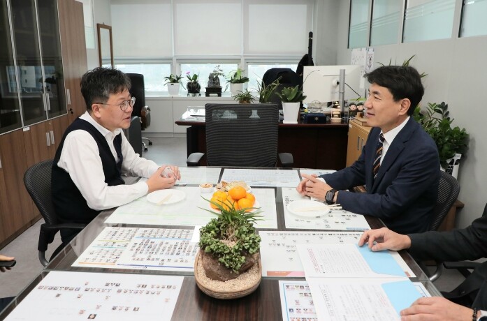 김진태 강원도지사, 기획재정부 방문…...