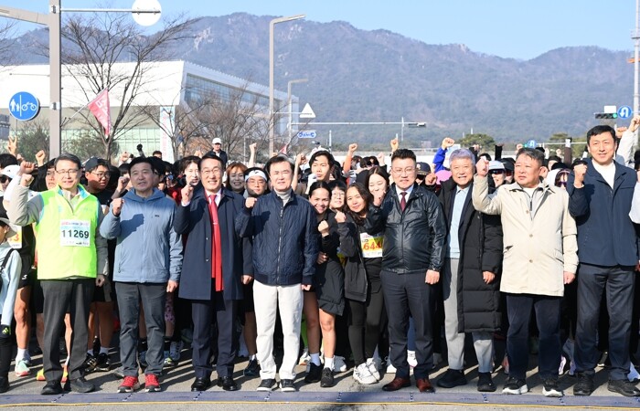 충남도, 2026 내포마라톤대회 성료...