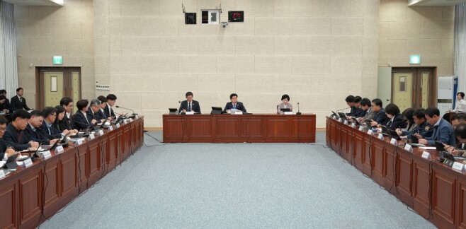 제주도, 의료·요양 통합돌봄 본격 시...