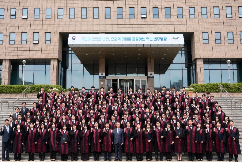법무부, 제15회 변호사시험 합격자 ...