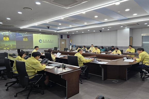 인천시, 쿠팡 물류센터 화재 대응 총...