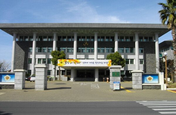 제주도의회 송영훈 의장, 가뭄 현장 ...