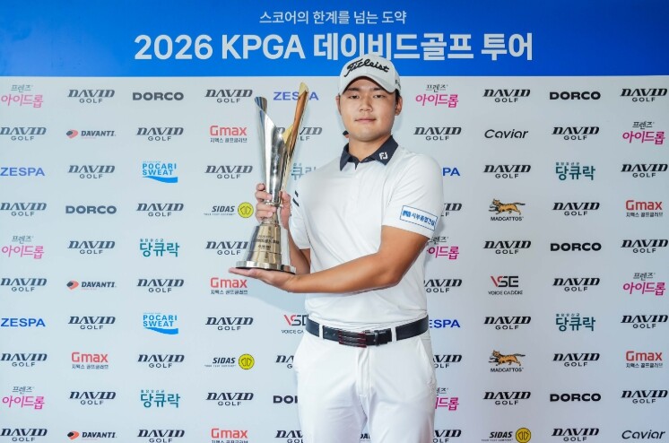 보기 없이 이틀간 17언더파 몰아친 ...